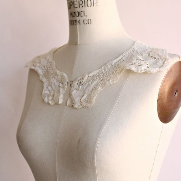 Vintage Antique 1900s Lace Collar, Ivory Detachable Blouse  or Dress Yoke - Picture 6 of 10